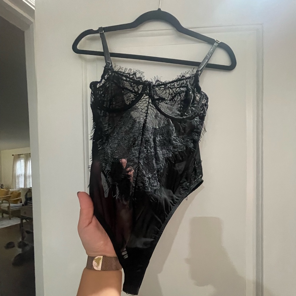 Lacey bodysuit